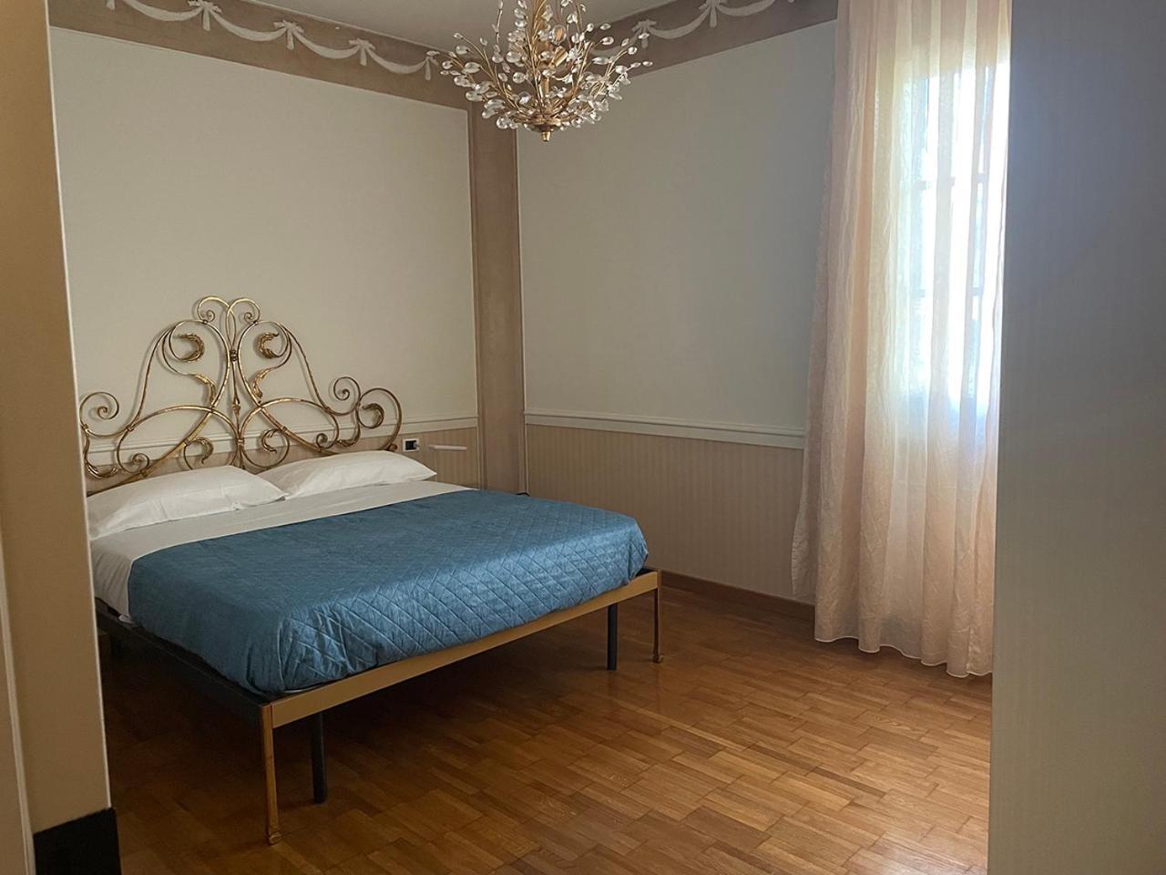 Villa Mario - Casa Vacanze Lavena Ponte Tresa Bagian luar foto