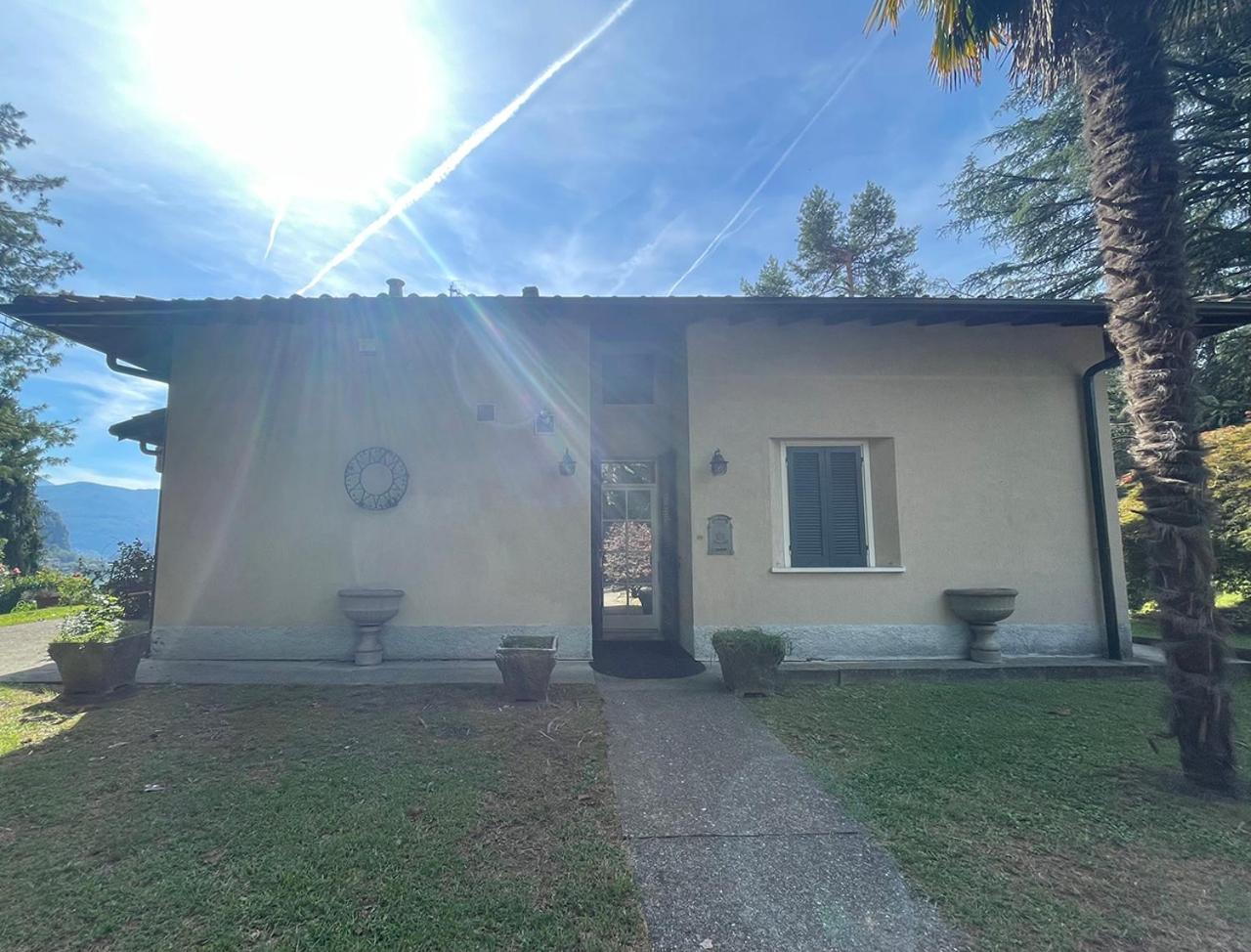 Villa Mario - Casa Vacanze Lavena Ponte Tresa Bagian luar foto